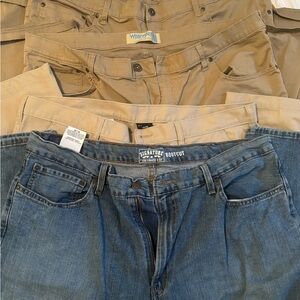 4 pairs of men’s pants. Signature by Levi Strauss Blue Bootcut Jeans,